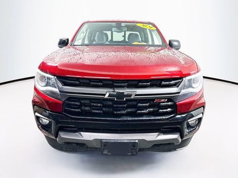 Used 2021 Chevrolet Colorado Z71 AWD/4WD image 2