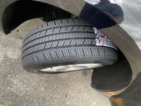 Used 2024 Chevrolet Malibu LS FWD image 32