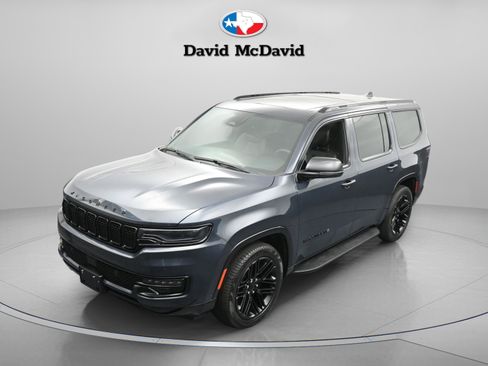 Used 2023 Jeep Wagoneer Series II image 30