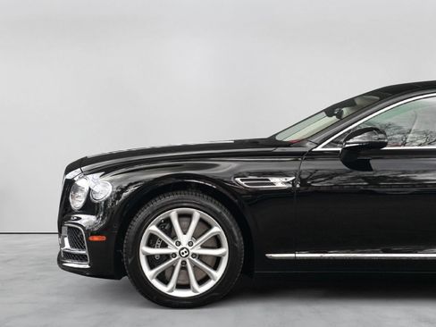 Used 2023 Bentley Flying Spur V8 AWD/4WD image 58