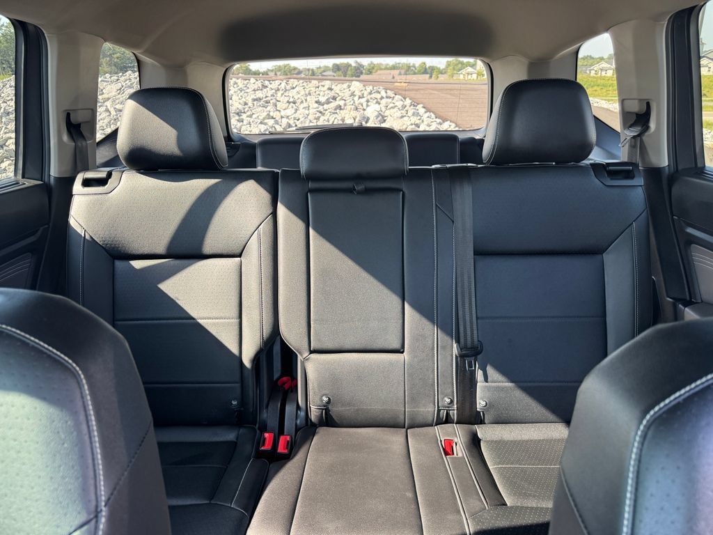 Used 2023 Volkswagen Atlas SE AWD/4WD image 19
