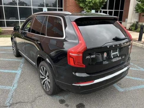 Used 2024 Volvo XC90 B6 Plus AWD/4WD image 3