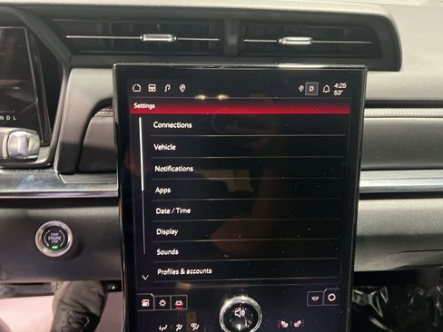 Used 2025 GMC Terrain Elevation image 32