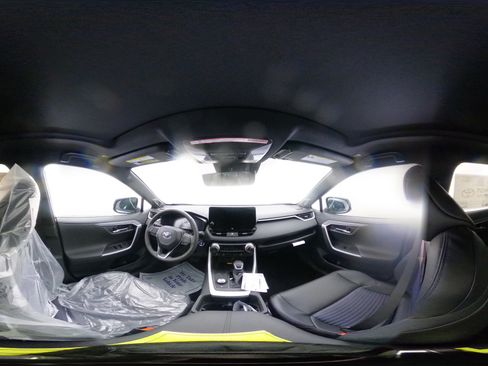 New 2025 Toyota RAV4 XSE image 33