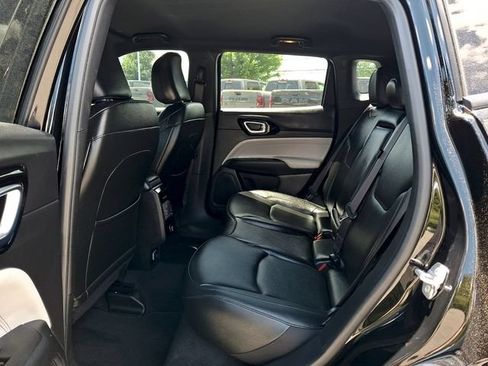 Used 2024 Jeep Compass Limited AWD/4WD image 13
