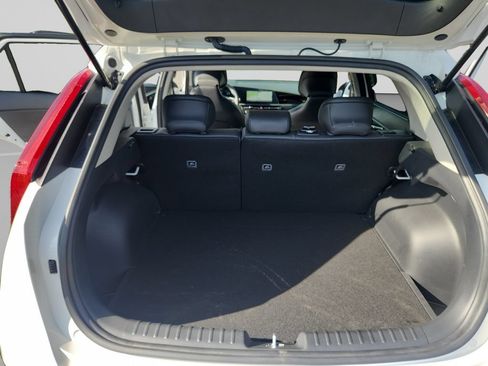 Certified 2025 Kia Niro EX Touring FWD image 19