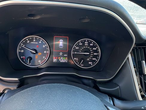 Used 2022 Subaru Outback Limited image 29