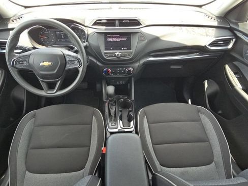 Used 2023 Chevrolet TrailBlazer LT FWD image 31