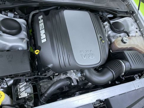 Used 2022 Dodge Challenger R/T image 29