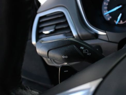 Used 2014 Ford Fusion SE w/ Equipment Group 201A image 11