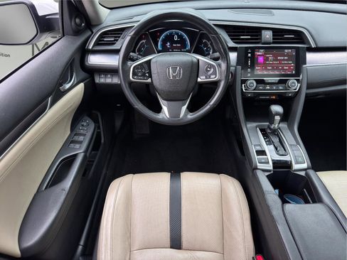 Used 2016 Honda Civic Touring image 18