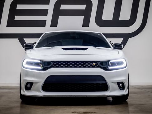 Used 2023 Dodge Charger Scat Pack w/ Plus Group RWD image 3