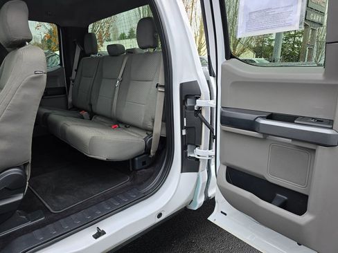 Used 2016 Ford F150 XLT w/ Equipment Group 301A Mid image 21