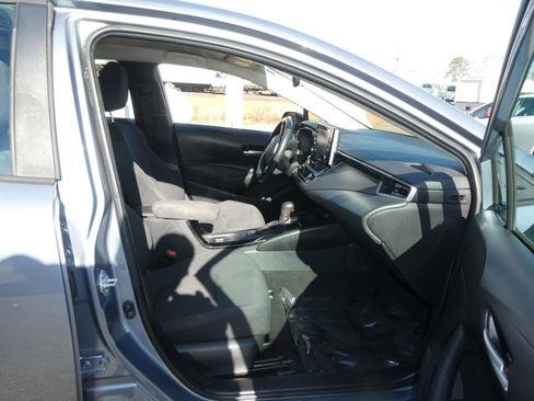 Used 2021 Toyota Corolla LE image 22