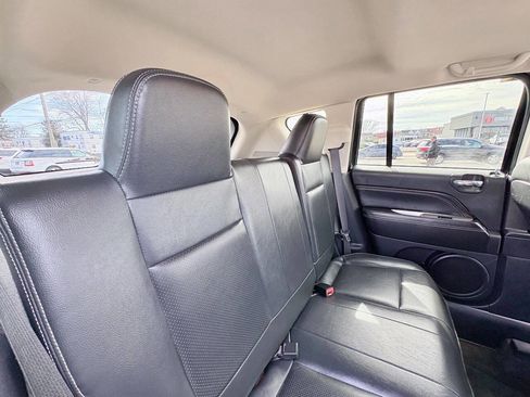 Used 2016 Jeep Compass High Altitude image 29