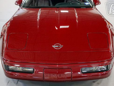 Used 1993 Chevrolet Corvette Coupe image 10