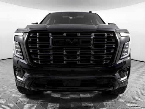 Used 2025 GMC Yukon XL Denali Ultimate image 2