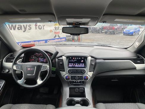 Used 2016 GMC Yukon XL SLE w/ Convenience Package image 19