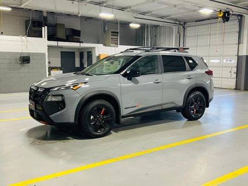 New 2026 Nissan Rogue SV AWD/4WD image 11
