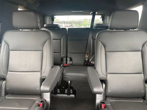 Certified 2025 GMC Yukon Denali AWD/4WD image 23
