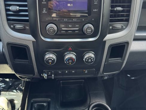 Used 2016 RAM 2500 Tradesman w/ Chrome Appearance Group image 27