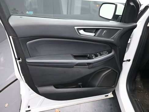 Used 2017 Ford Edge SEL w/ Equipment Group 201A image 15