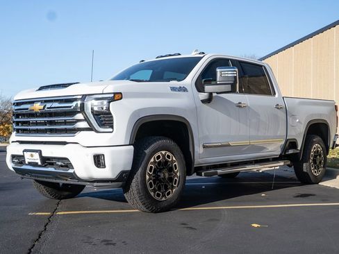 New 2026 Chevrolet Silverado 3500 High Country w/ Technology Package image 4