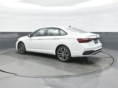 New 2026 Volkswagen Jetta Sport image 5