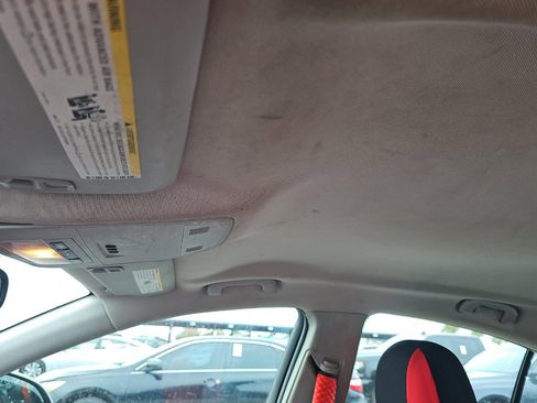 Used 2013 Buick Regal Premium image 11