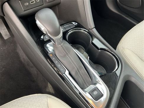 Certified 2022 Buick Encore GX Select image 19