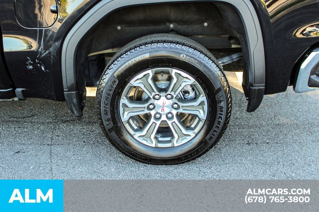 Used 2025 GMC Sierra 1500 SLT RWD image 15