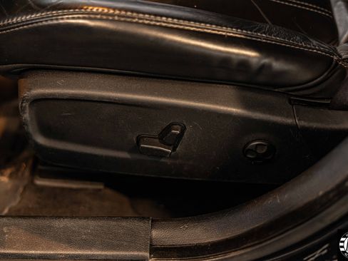 Used 2017 Chrysler 300 S image 22