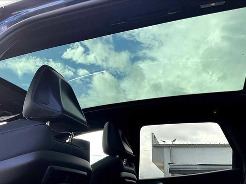 Used 2026 BMW X3 xDrive30 w/ Premium Package image 18