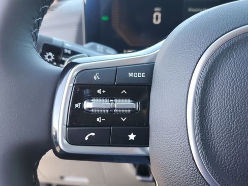 New 2026 Kia Carnival EX FWD image 20
