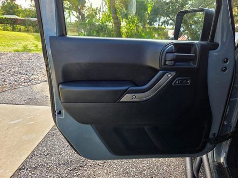 Used 2015 Jeep Wrangler Sport w/ Quick Order Package 24S image 22