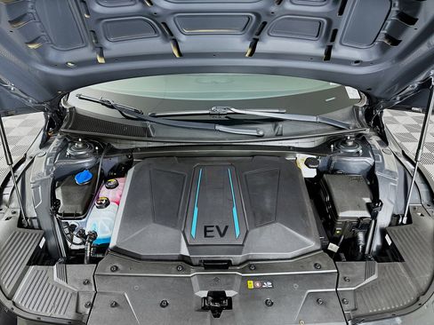 Used 2024 Hyundai Ioniq 5 SEL image 33