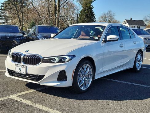 Used 2026 BMW 330i xDrive Sedan w/ Convenience Package image 3