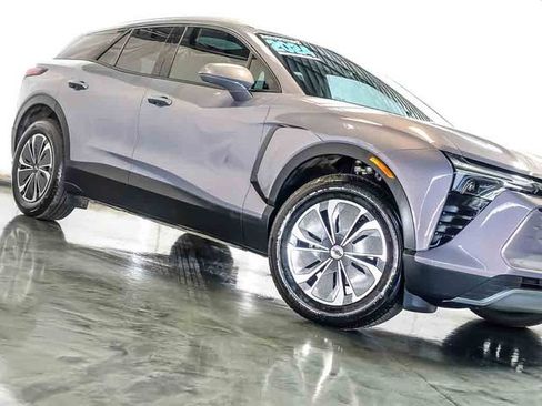 Certified 2024 Chevrolet Blazer EV LT AWD/4WD image 5