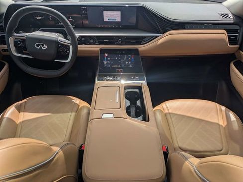 Used 2026 INFINITI QX80 Luxe w/ Cargo Package AWD/4WD image 16