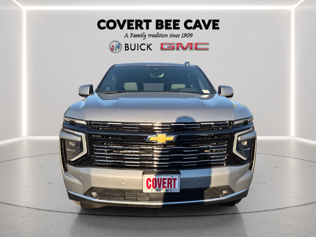 Used 2025 Chevrolet Tahoe High Country RWD image 2