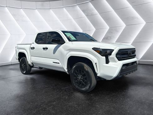 Used 2026 Toyota Tacoma SR5 RWD image 1