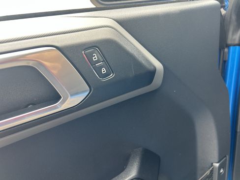 Used 2024 Ford Bronco Big Bend AWD/4WD image 12