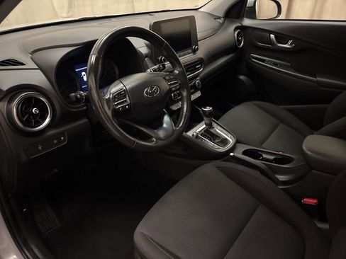 Used 2022 Hyundai Kona SEL w/ Convenience Package image 12