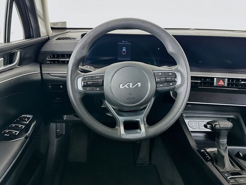 Used 2025 Kia K5 LXS image 17