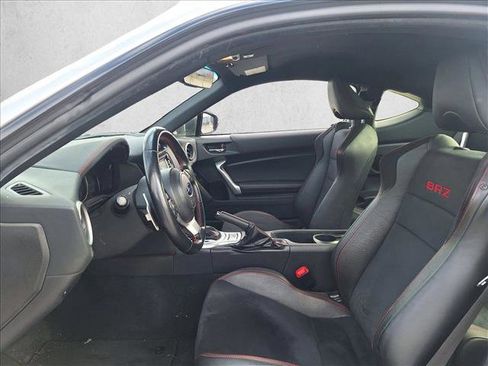 Used 2017 Subaru BRZ Limited w/ Popular Package #2 RWD image 10