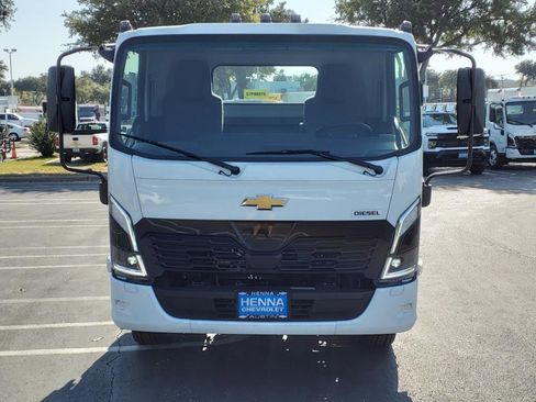 New 2025 Chevrolet Low Cab Forward 5500 XD image 2