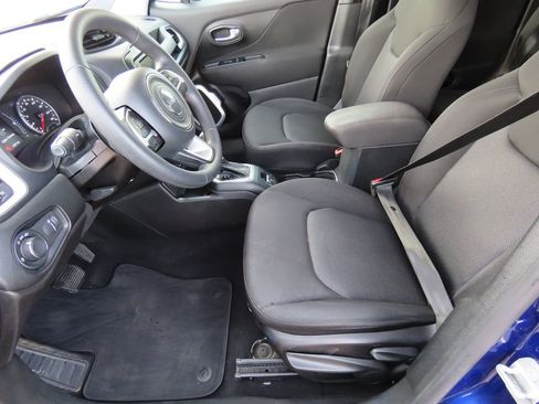 Used 2019 Jeep Renegade Sport w/ Sport Appearance Group image 42