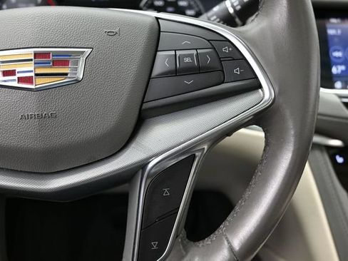 Used 2020 Cadillac XT5 Premium Luxury AWD/4WD image 31
