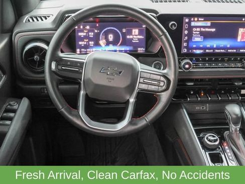 Used 2025 Chevrolet Colorado Z71 w/ Z71 Convenience Package 2 AWD/4WD image 18