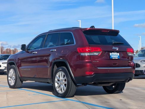 Used 2017 Jeep Grand Cherokee Limited w/ Luxury Group II image 8